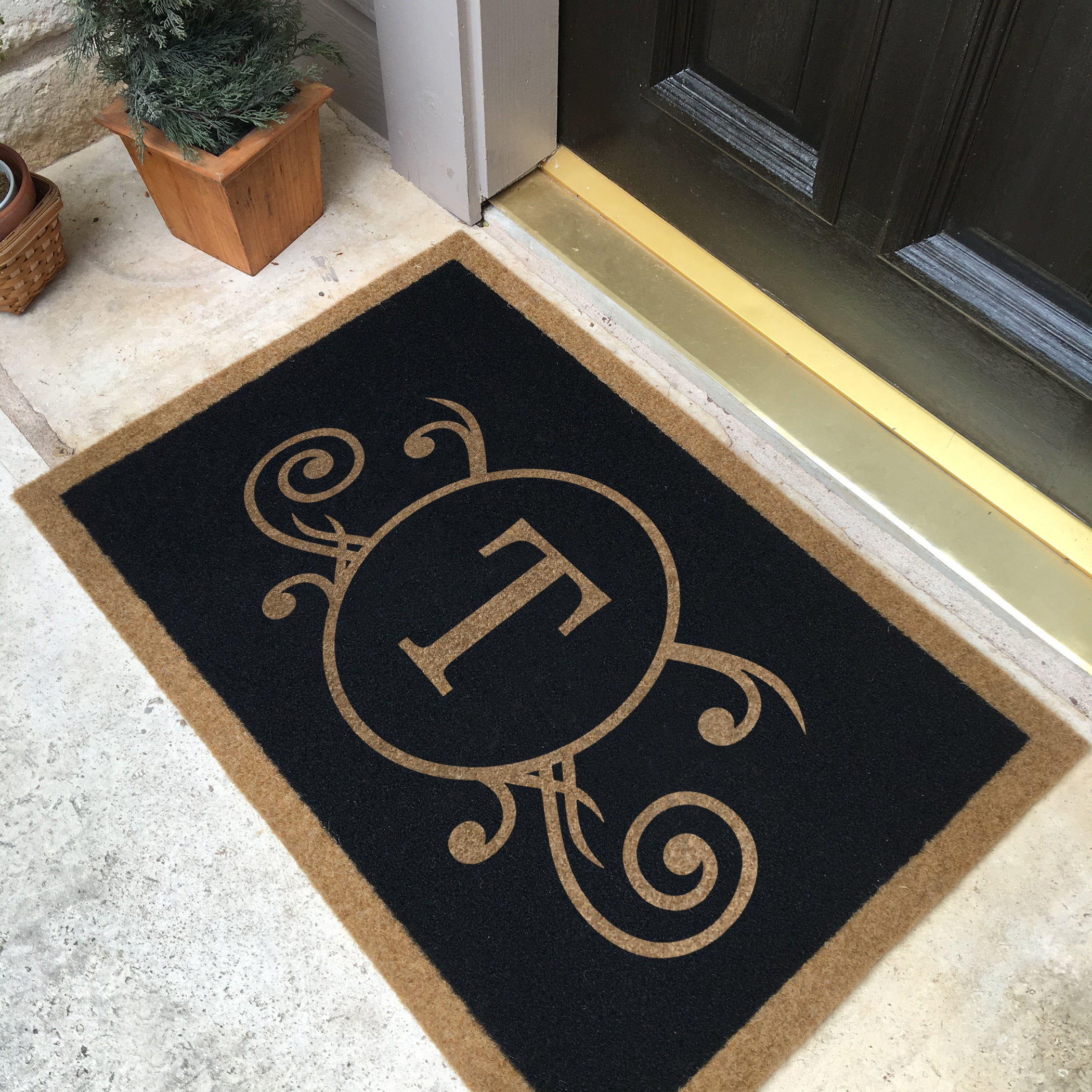 Infinity Custom Mats™ All-Weather Personalized Door Mat - STYLE: MONOGRAM SCROLL COLOR:BLACK - rugsthatfit.com