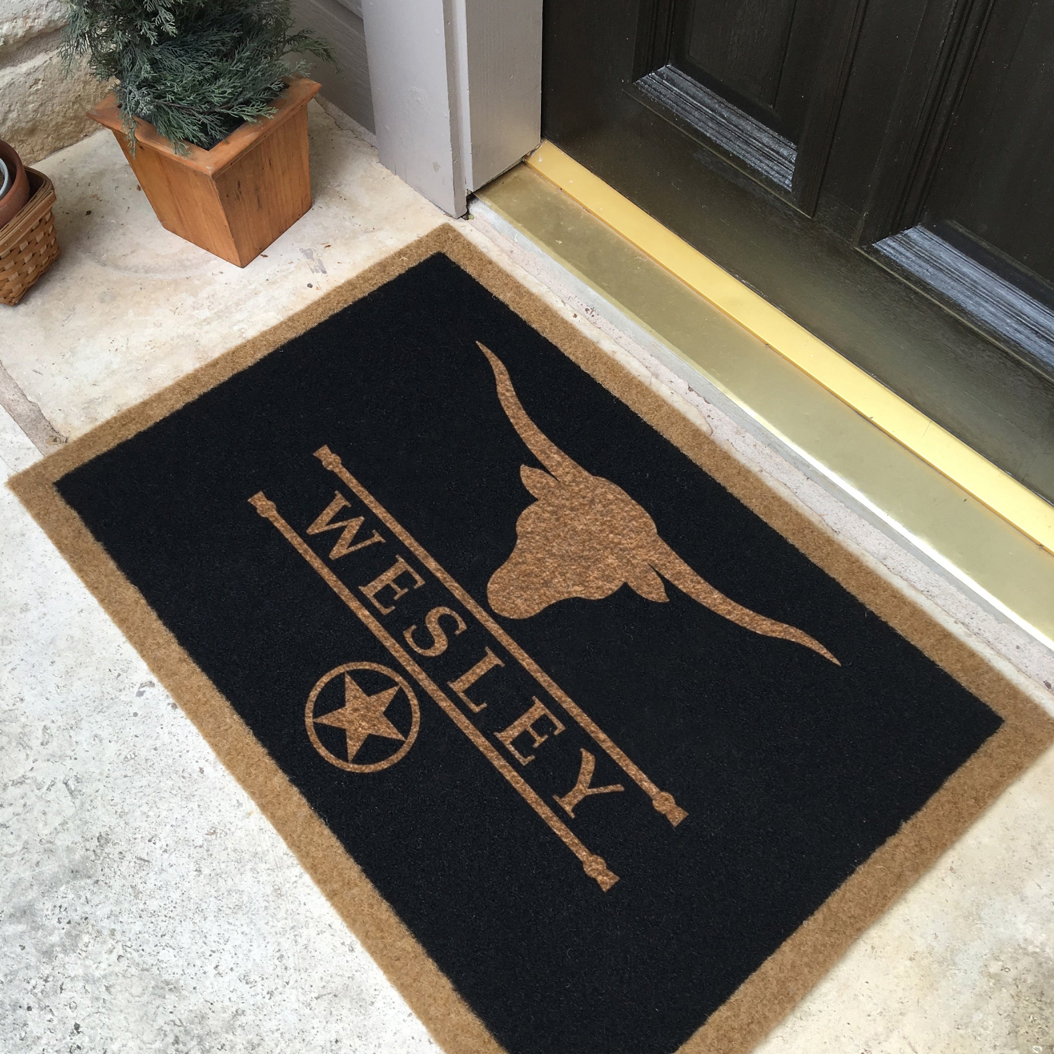Infinity Custom Mats™ All-Weather Personalized Door Mat - STYLE: WESLEY COLOR:BLACK - rugsthatfit.com