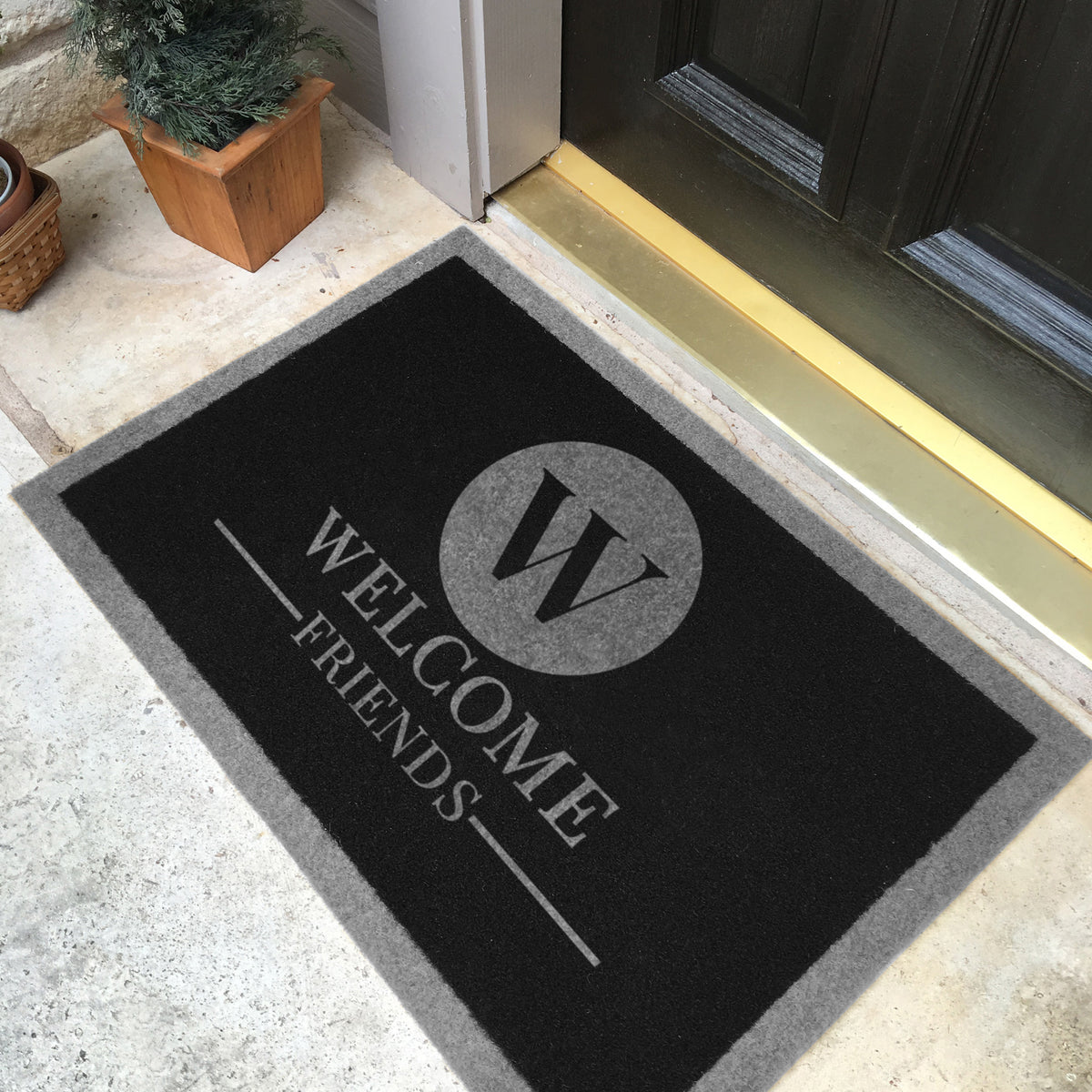 Infinity Custom Mats™ All-Weather Personalized Doormat - STYLE: CIRCLE COLOR: BLACK / GREY - rugsthatfit.com